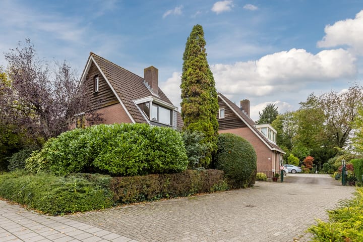 Rozenstraat 21 in Papendrecht foto