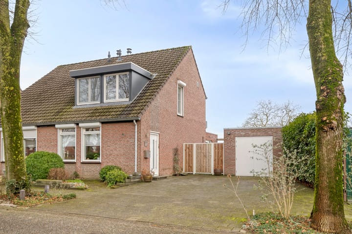 Rutsekovenstraat 33 in Echt foto