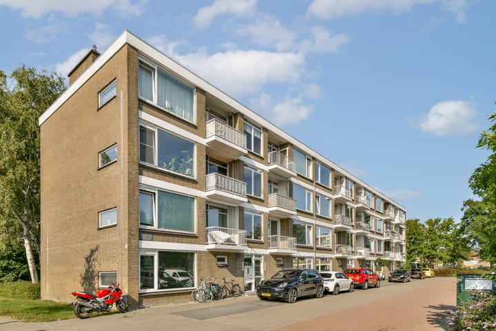 Ruysdaelhof 38 in Voorschoten foto