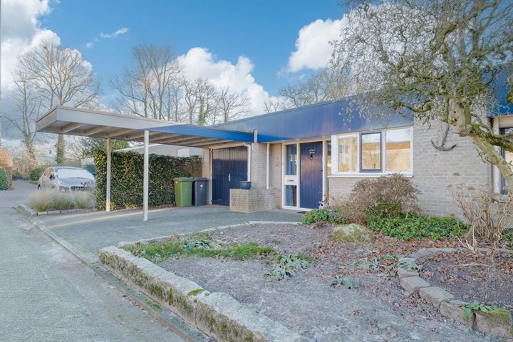 S.N. Menkostraat 6 in Enschede foto