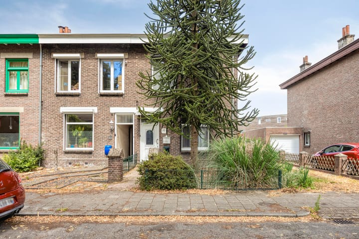 Saffierstraat 10 in Heerlen