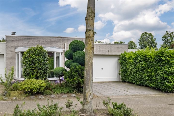 Saffraanveld 1 in Veghel foto