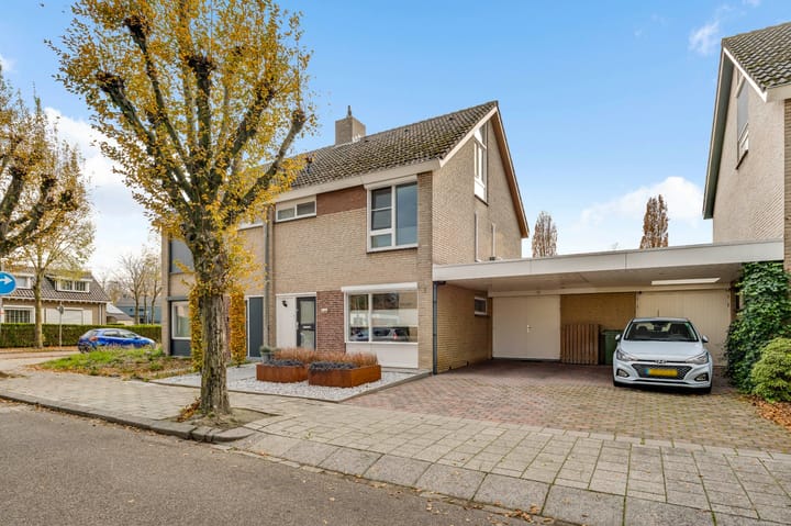 Saksen Weimarstraat 20 in Weert