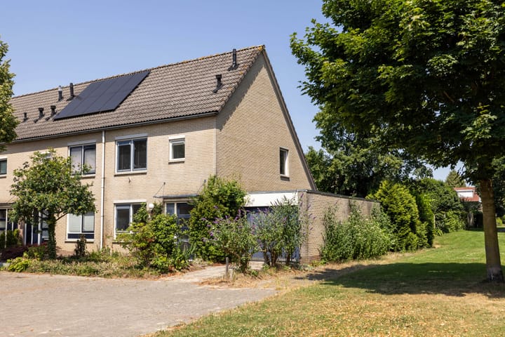 Salamanderstraat 10 in Hengelo foto