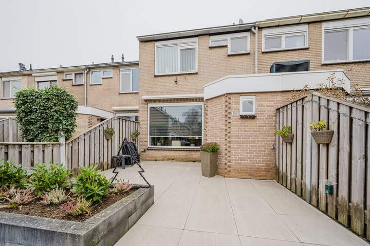 Salamanderveen 302 in Spijkenisse foto