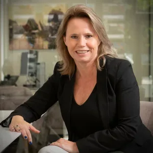 Photo of Sandra de Hart