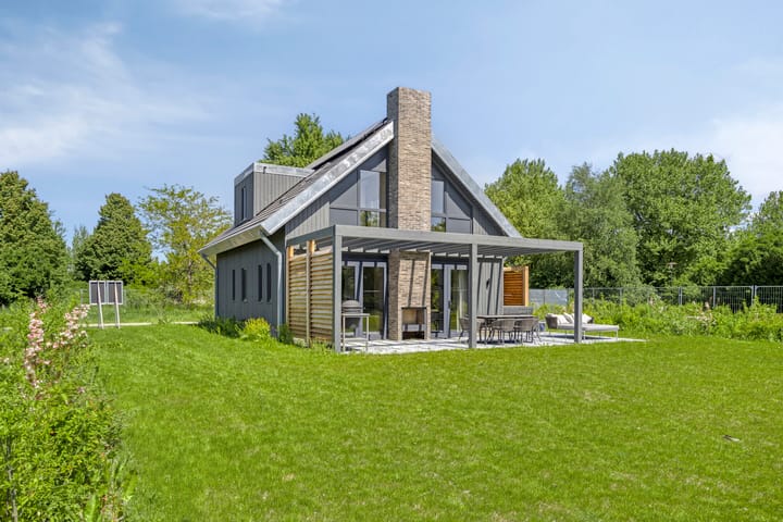 Sandurdreef 5-529 in Emmen foto