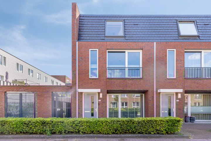 Santrijnhof 103 in Oosterhout foto