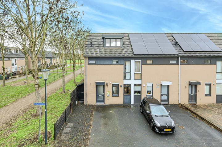 Saturnusstraat 12 in Breda foto