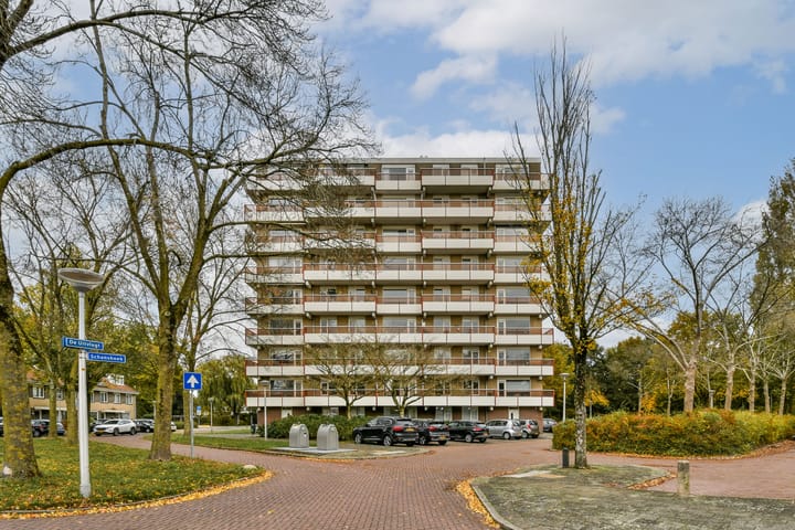 Schanshoek 29 in Amstelveen foto