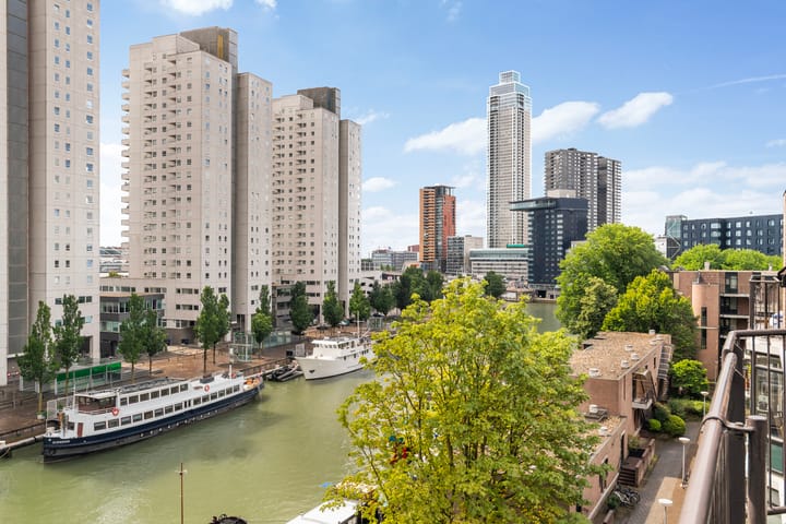 Scheepmakerskade 68 in Rotterdam