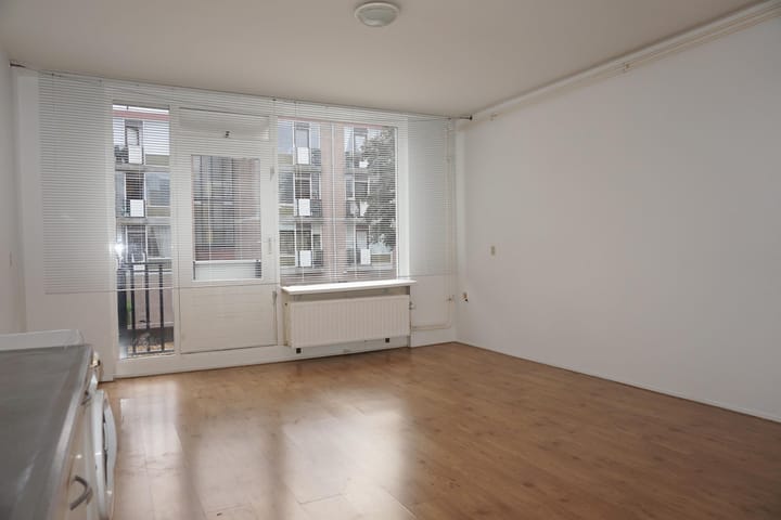 Schelluinenstraat 26 in Amsterdam foto