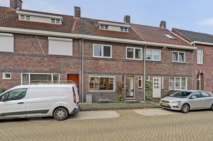 Schenck van Nijdeggenstraat 15 in Venlo foto