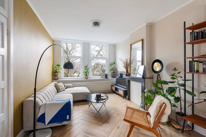 Schiebroekselaan 71A-02 in Rotterdam foto