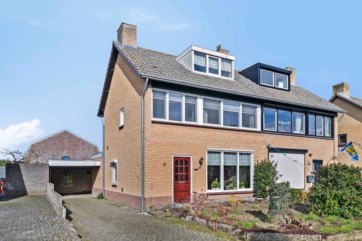 Schilderstraat 4 in Sambeek foto