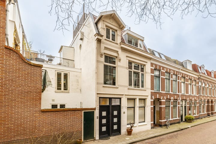 Schneevoogtstraat 1A-RD in Haarlem