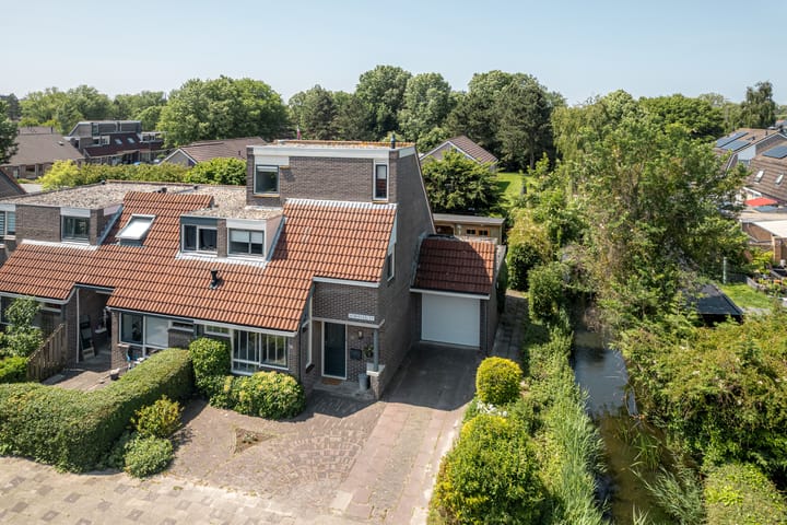 Schoener 29 in Franeker foto