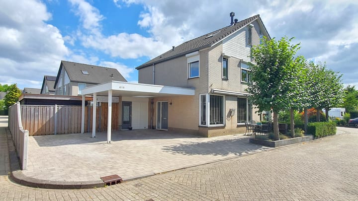 Schoener 42 30 in Lelystad foto