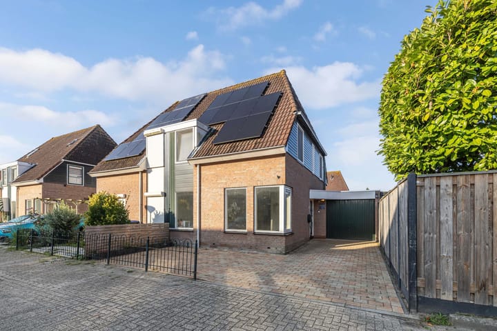 Schoener 47 14 in Lelystad foto