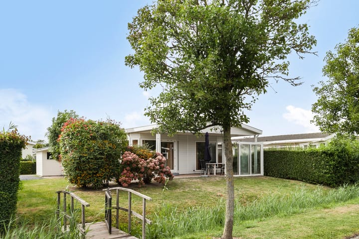 Schoneveld 1G-145 in Breskens foto