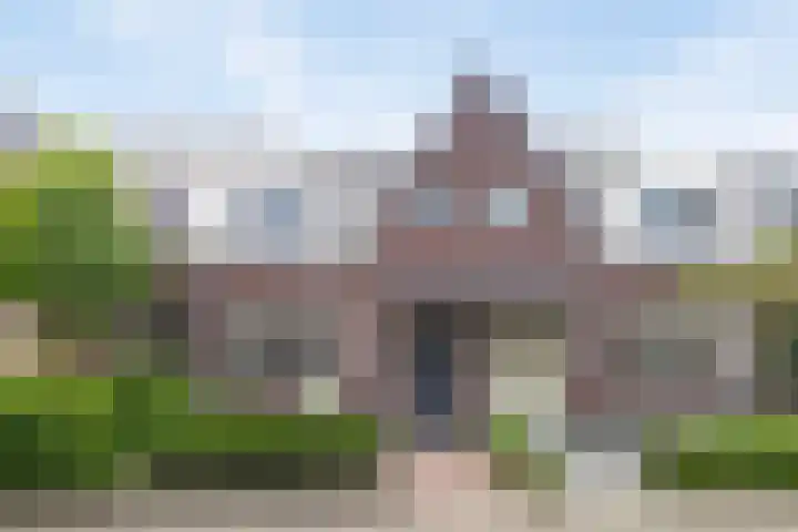 Schoolstraat 12 dans Strijen