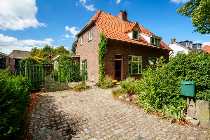 Schoolstraat 18 in 's-Hertogenbosch foto