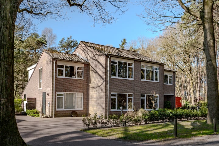 Schoondonksedreef 4 in Breda foto