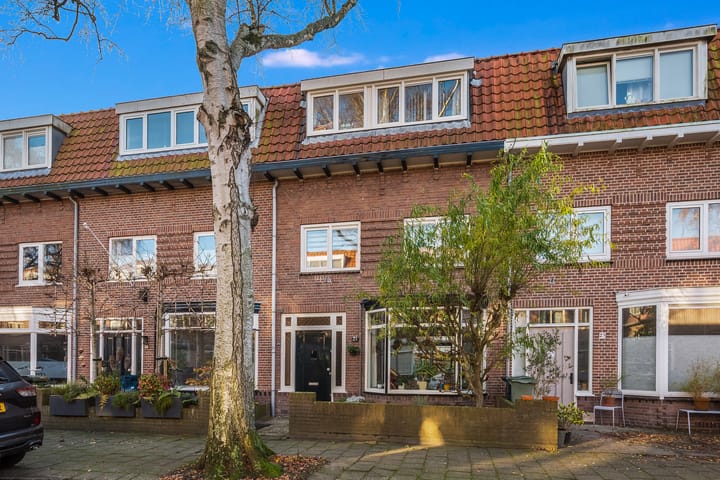 Schoterveenstraat 21 in Haarlem foto