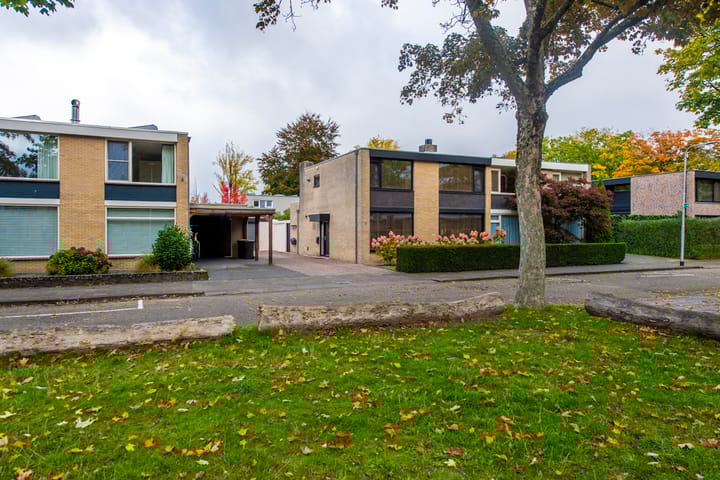 Schout Crillaertstraat 7 in Tilburg foto