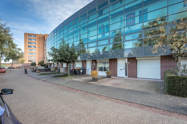 Schout Dicbierlaan 51 in 's-Hertogenbosch foto