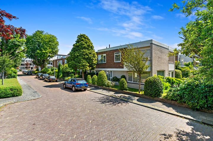 Schubertlaan 2 in Leidschendam foto