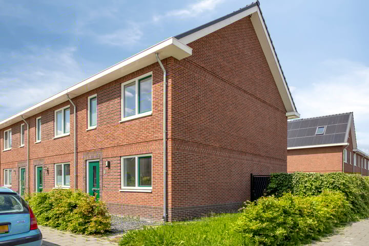 Schuitevaarstraat 2 in Oudenbosch foto