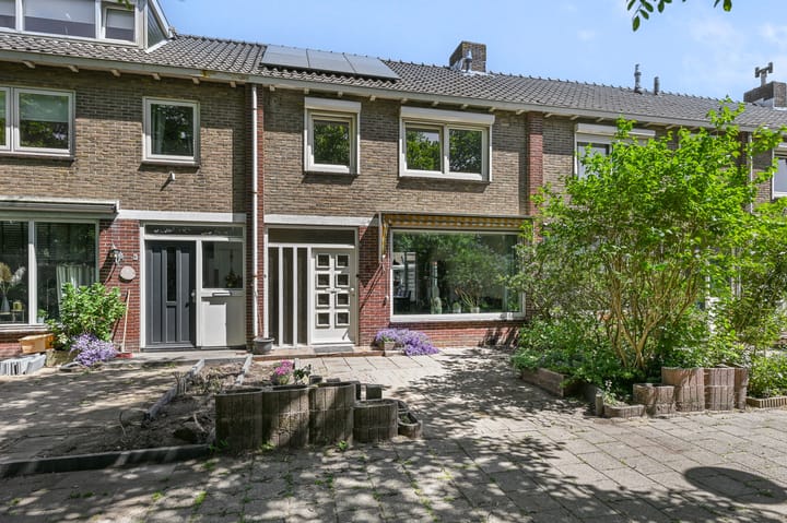 Schumannstraat 6 in Heemskerk foto