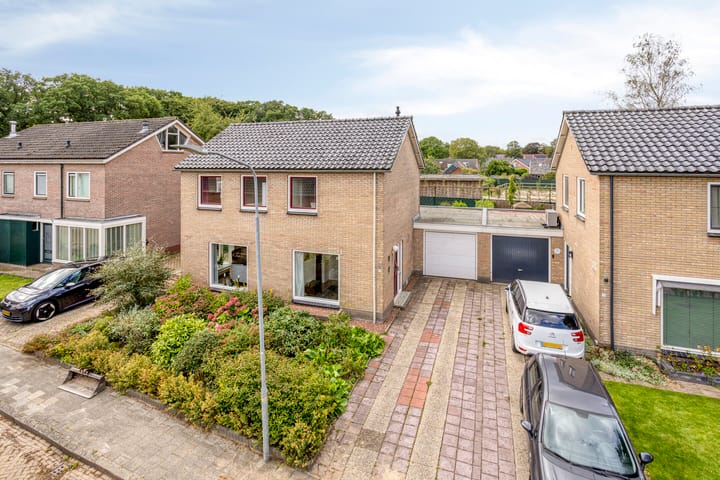 Schutsweg 4 in Zuidlaren foto