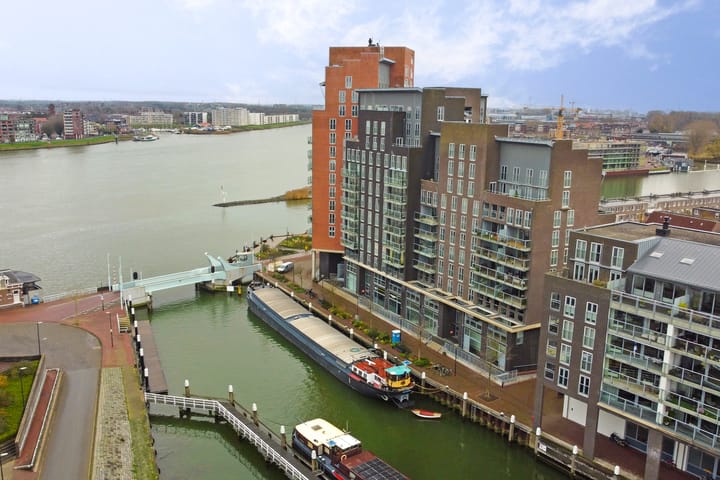 Schuttevaerkade 59 in Dordrecht foto