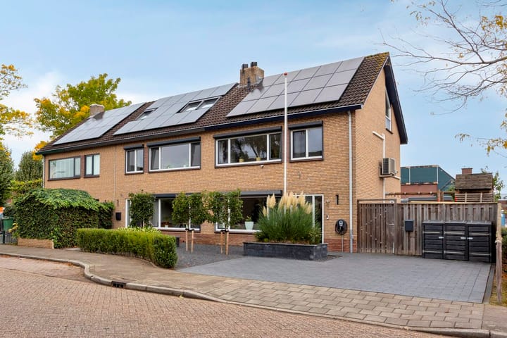 Schweitzerpark 4 in Zetten foto