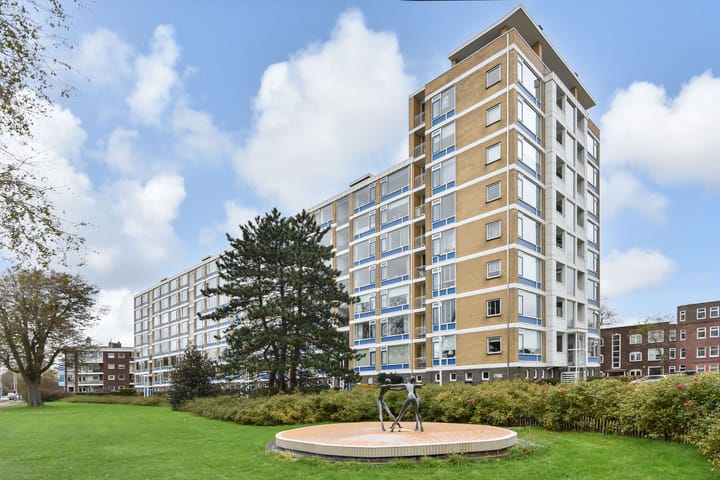 Segbroeklaan 412A in 's-Gravenhage foto