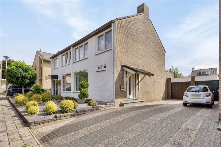 Shomonstraat 5 in Margraten foto