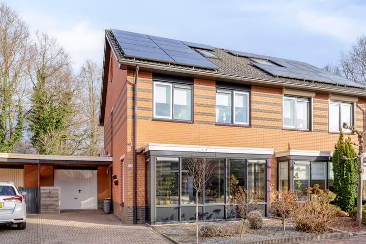 Sientje van Houtenlaan 21 in Enschede foto