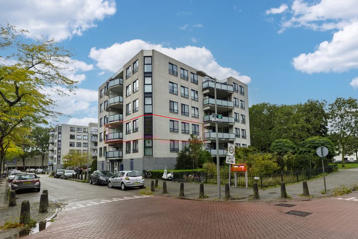 Simone de Beauvoirstraat 9 in Amsterdam foto