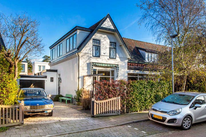 Singel 132 in Bussum foto