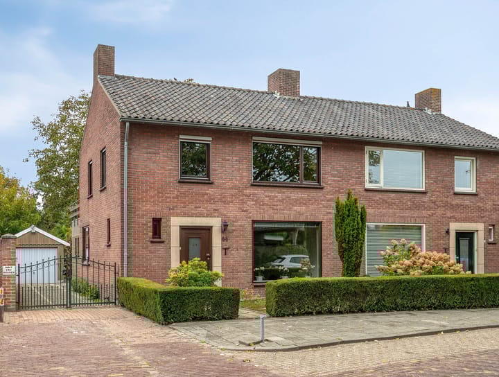 Sint Genovevastraat 44 in Son en Breugel foto