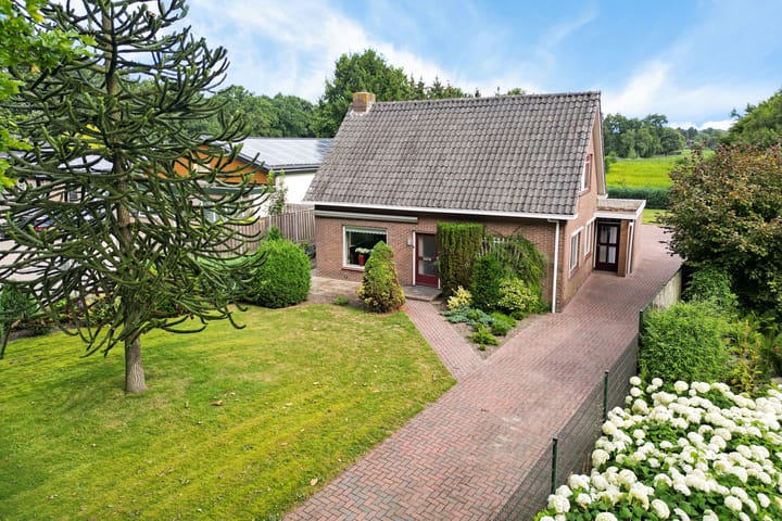 Sint Gerardusstraat 236 in Emmen foto