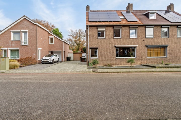 Sint Hubertusstraat 27 in Eygelshoven foto