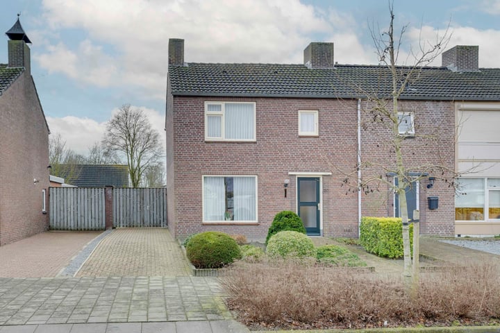 Sint Hubertusstraat 50 in Liessel foto