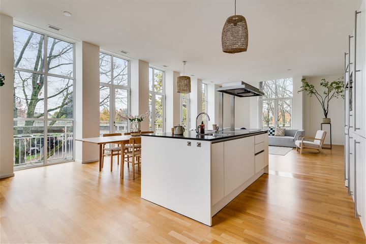 Sint Pieterskade 8B-01 in Maastricht foto