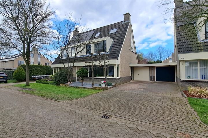 Slingebeekstraat 31 in Almere foto