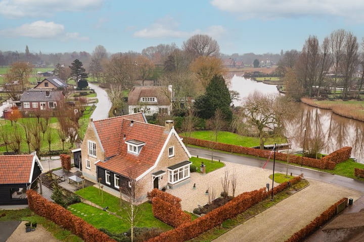 Slingelandseweg 17A in Giessenburg foto