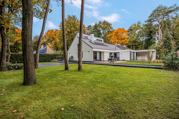 Slingerlaan 15 in Otterlo foto