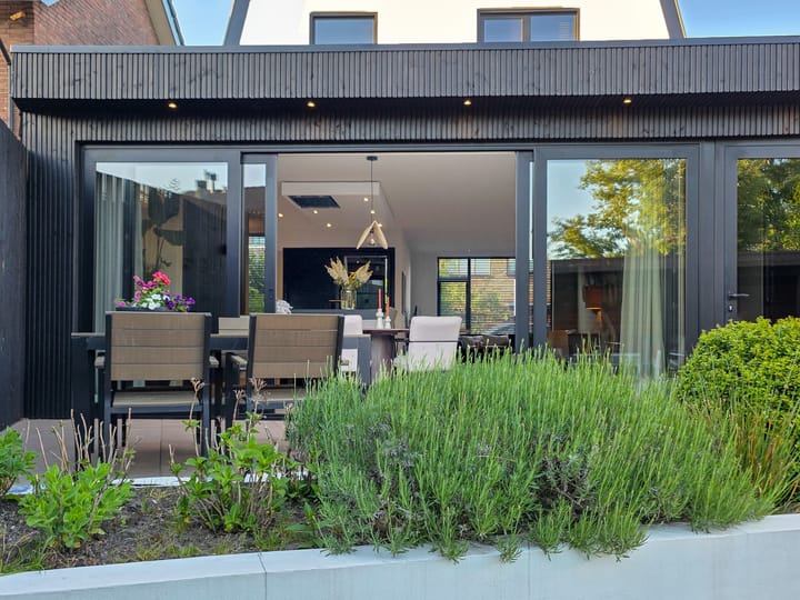 Sloetsweg 283 in Hengelo foto